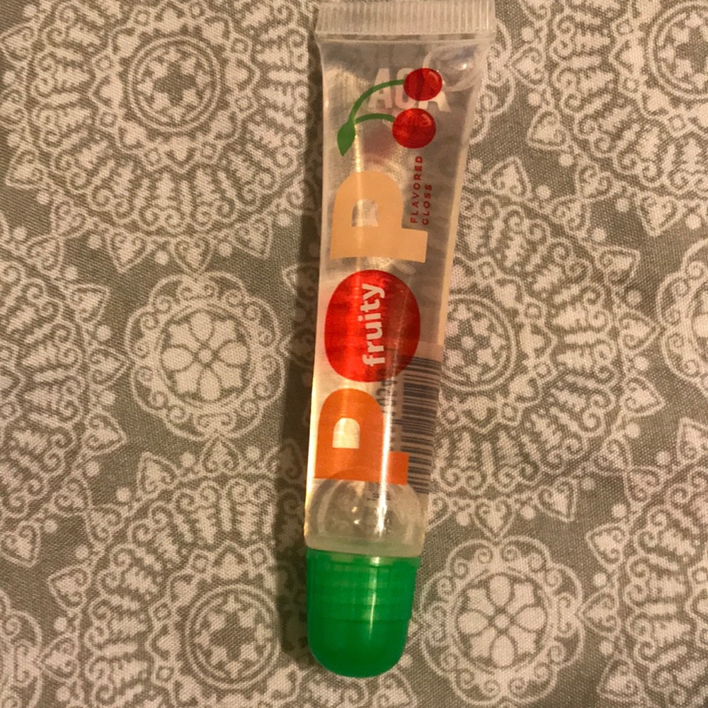 Fruity pop lip gloss